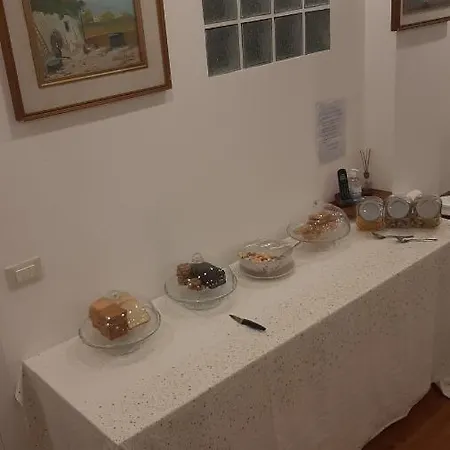 Italian Guest *