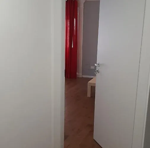 Italian Guest *