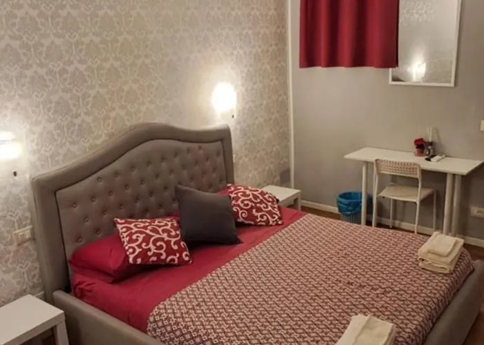 Italian Guest * Genova