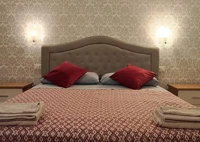 Italian Guest Genova