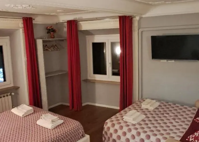 Italian Guest * Genova